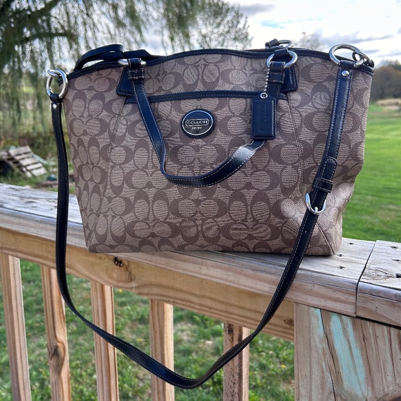 🍁Peyton Coach F19816 Two Way Two Tone Purse Shoulder Bag - Picture 1 of 16